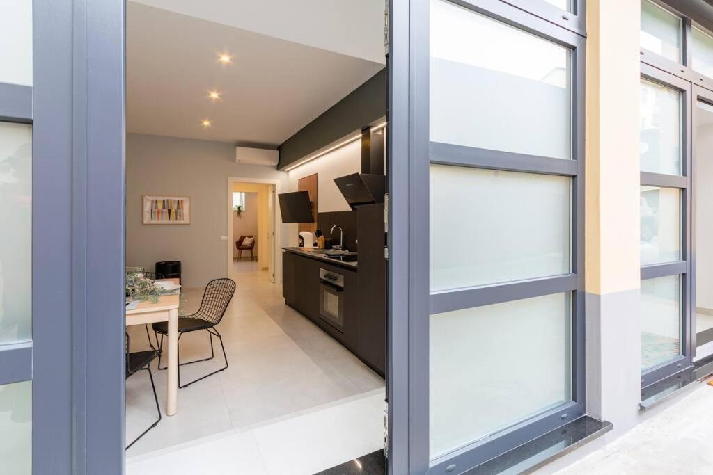 Champagne Loft Apartment Milan Exterior photo